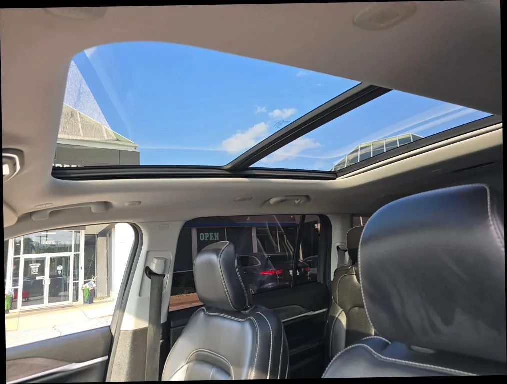 Jeep Grand Cherokee L photo 11