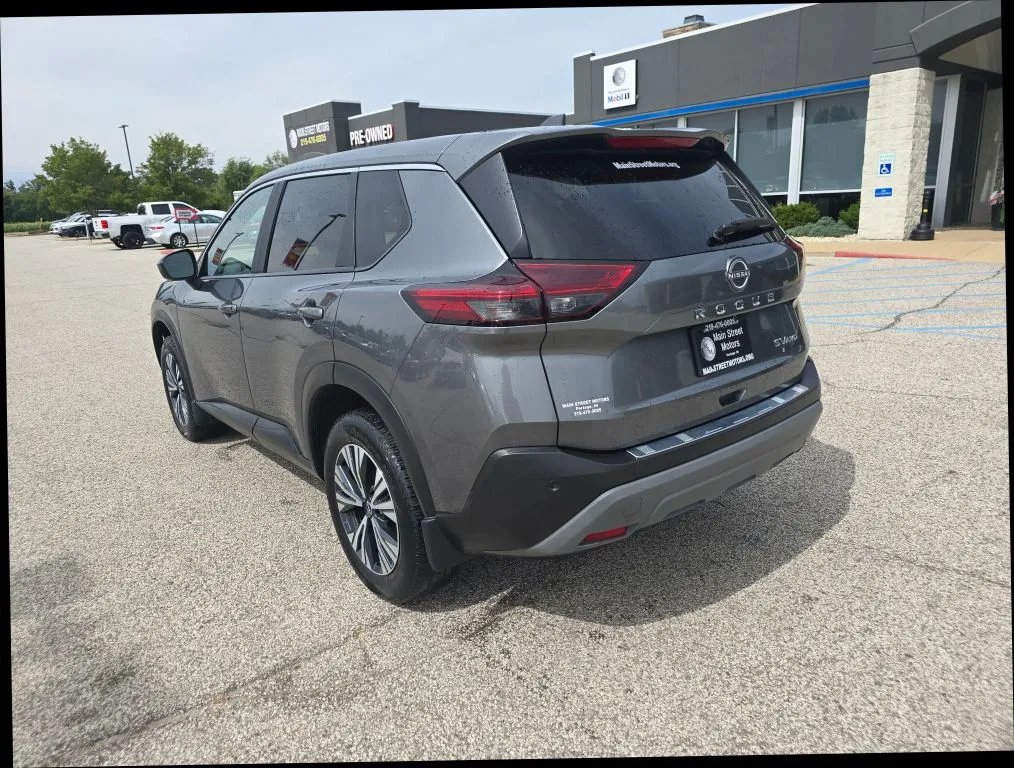 Nissan Rogue photo 2