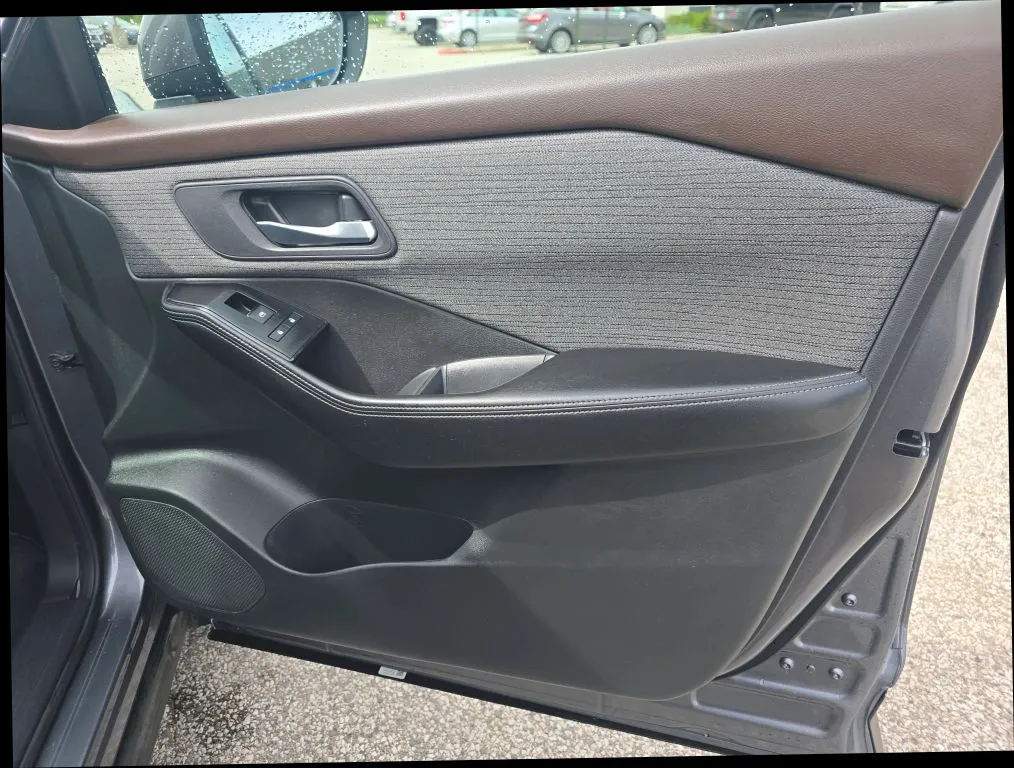 Nissan Rogue photo 21