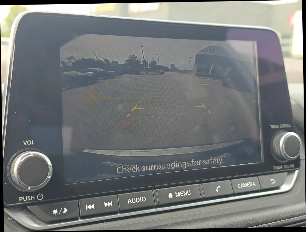 Nissan Rogue photo 27