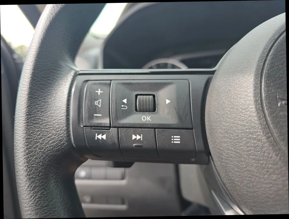 Nissan Rogue photo 23