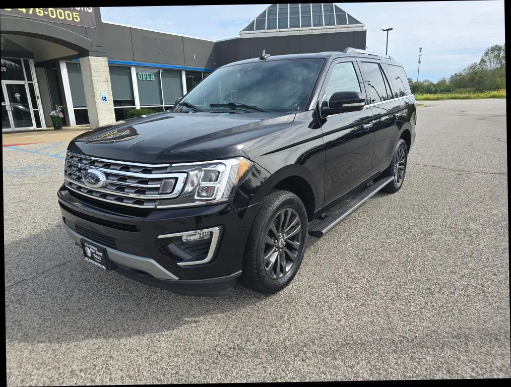 Ford Expedition photo 8