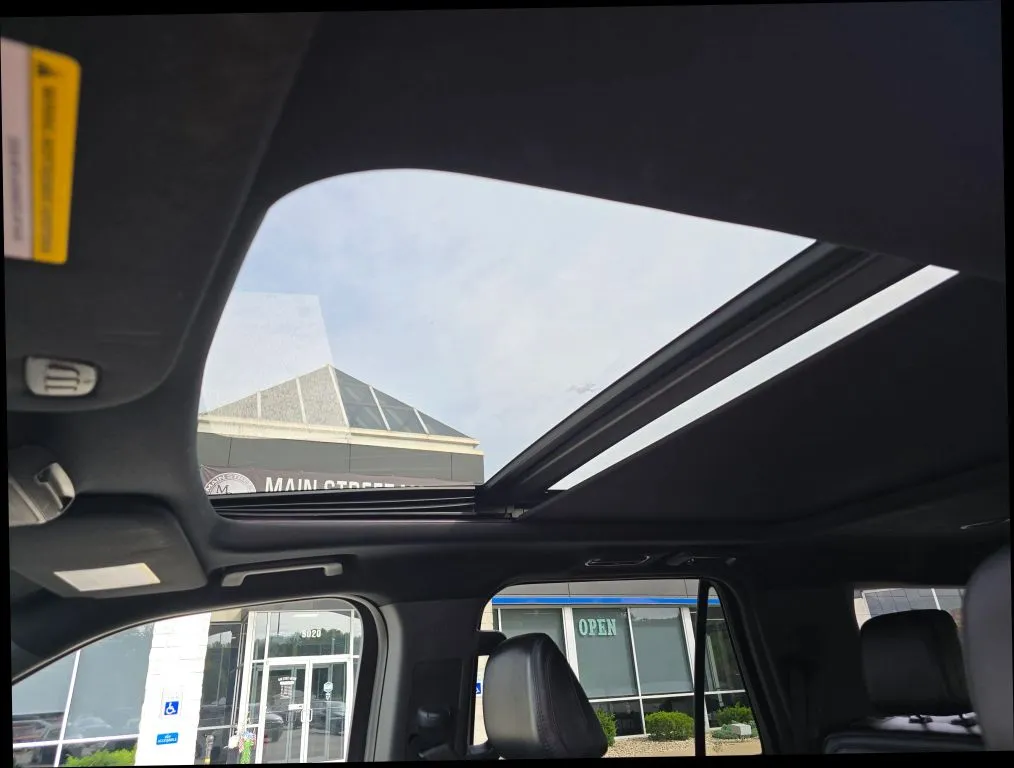 Ford Expedition photo 11