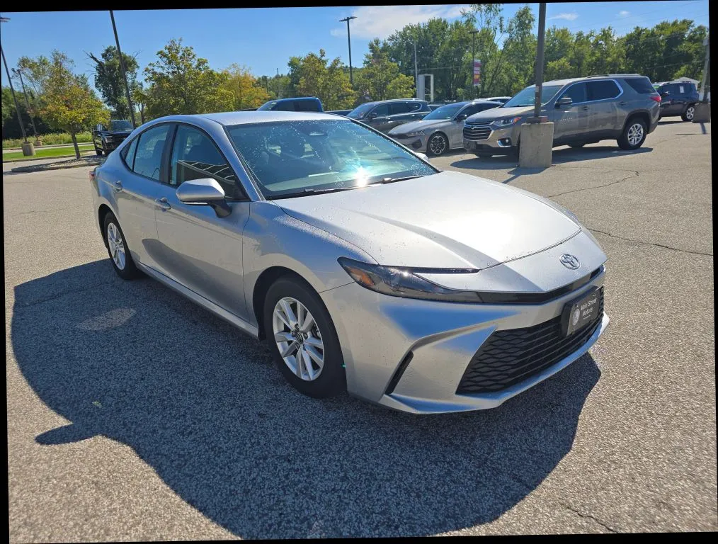 Toyota Camry photo 6