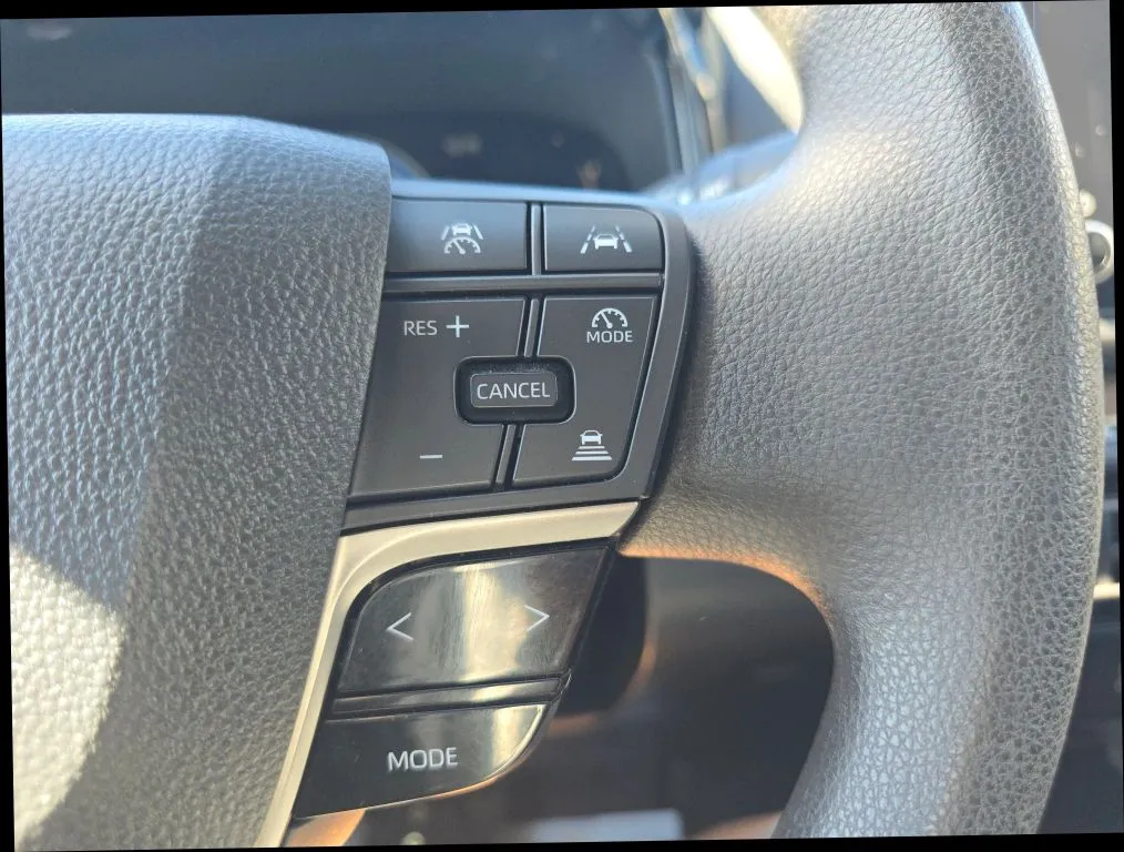 Toyota Camry photo 23