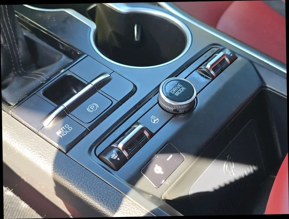 Kia K5 photo 28