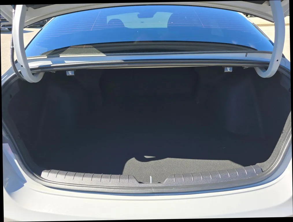 Kia K5 photo 17