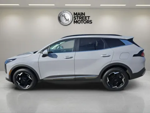 Photos of 2026 Kia Sportage Hybrid EX Sport Utility 4D for sale in Portage, IN at Main Street Motors