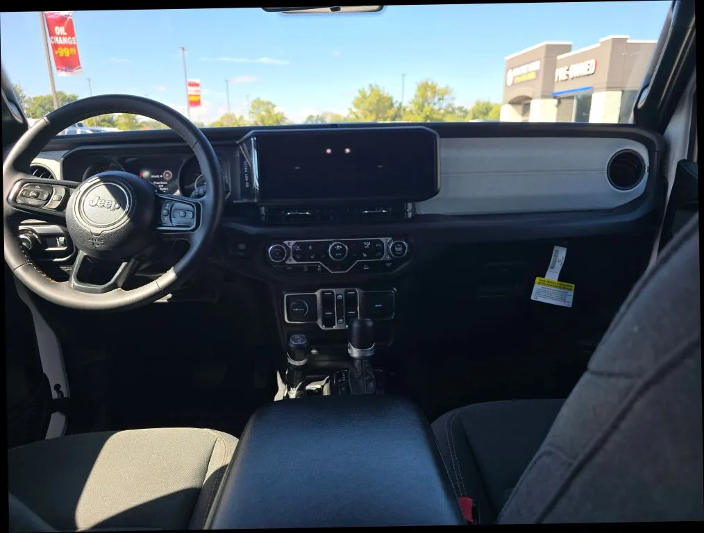 Jeep Wrangler photo 13
