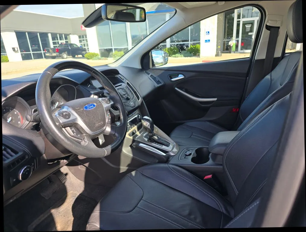 Ford Focus photo 10