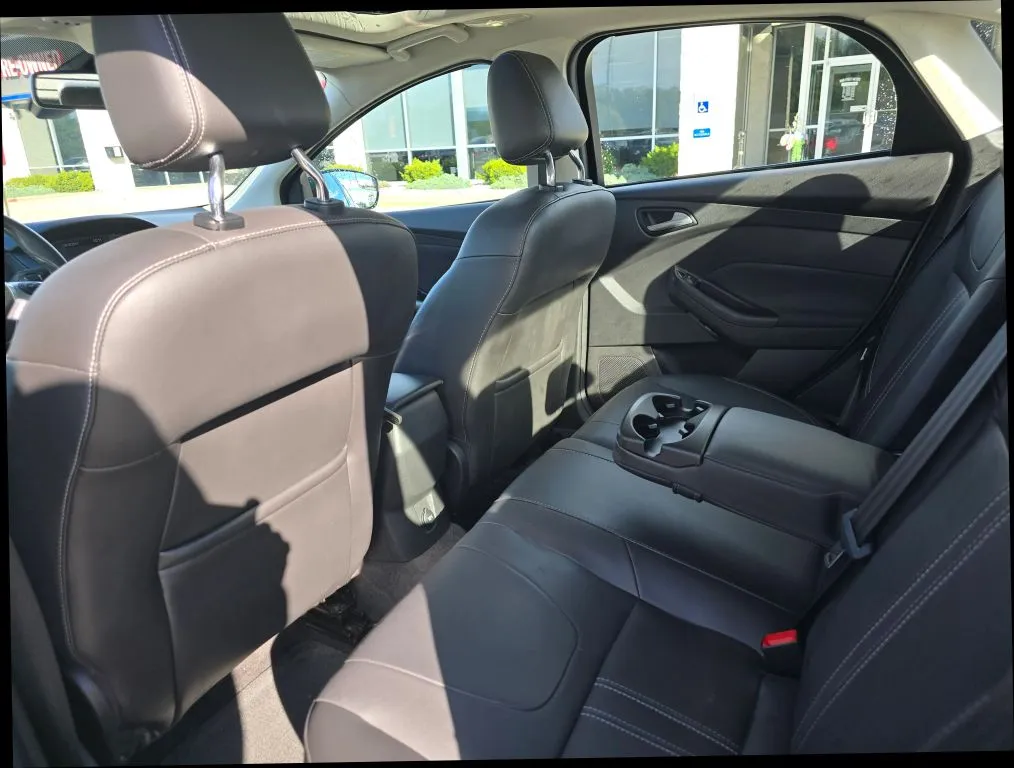 Ford Focus photo 13