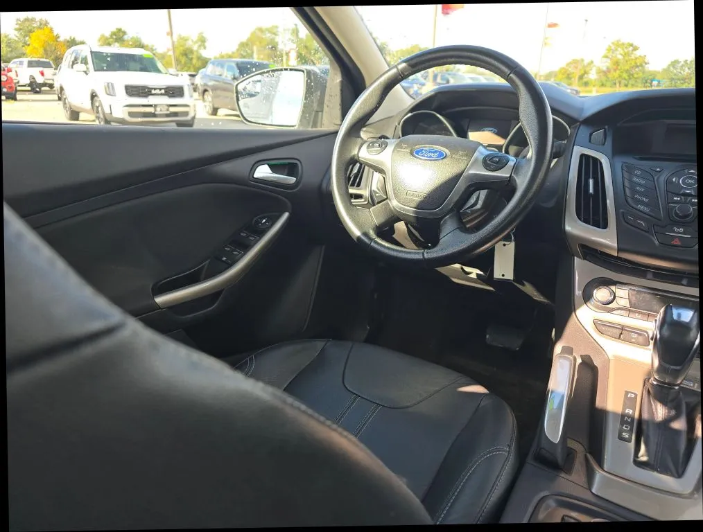 Ford Focus photo 15