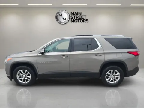 Photos of 2018 Chevrolet Traverse LT Sport Utility 4D for sale in Portage, IN at Main Street Motors