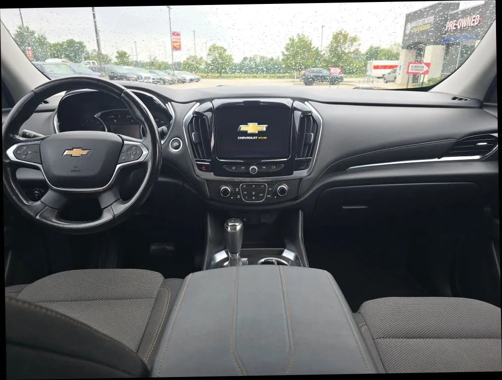 Chevrolet Traverse photo 13