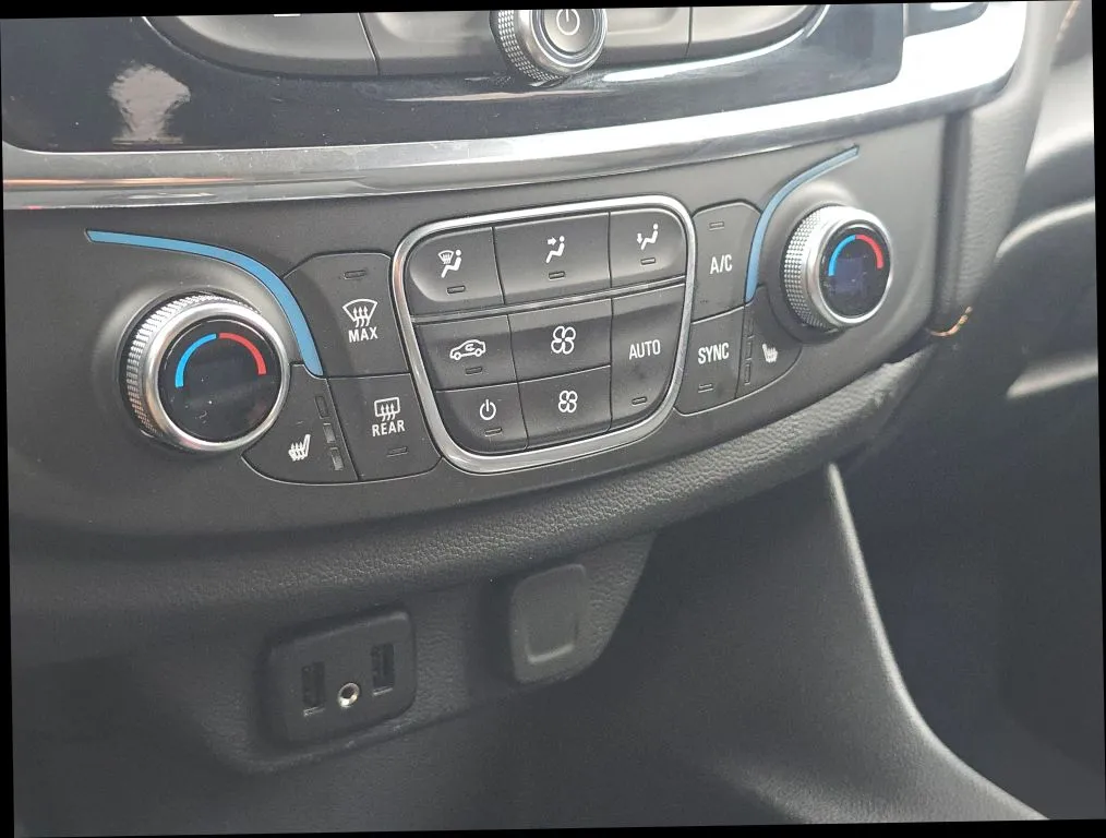 Chevrolet Traverse photo 30