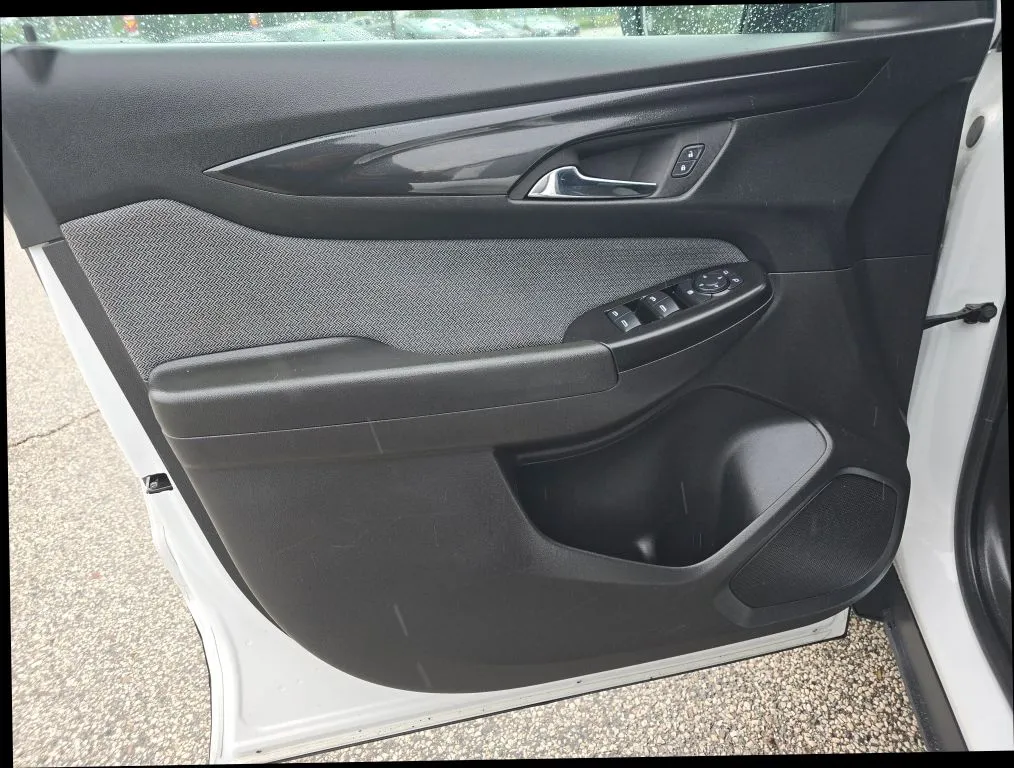 Chevrolet Trailblazer photo 9