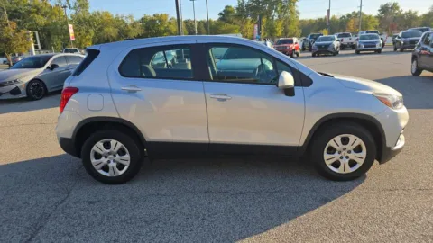 More photos of 2018 Chevrolet Trax LS Sport Utility 4D at Main Street Motors, IN