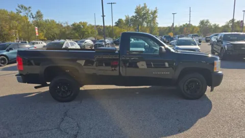 More photos of 2013 Chevrolet Silverado 1500 Regular Cab Work Truck Pickup 2D 6 1/2 ft at Main Street Motors, IN