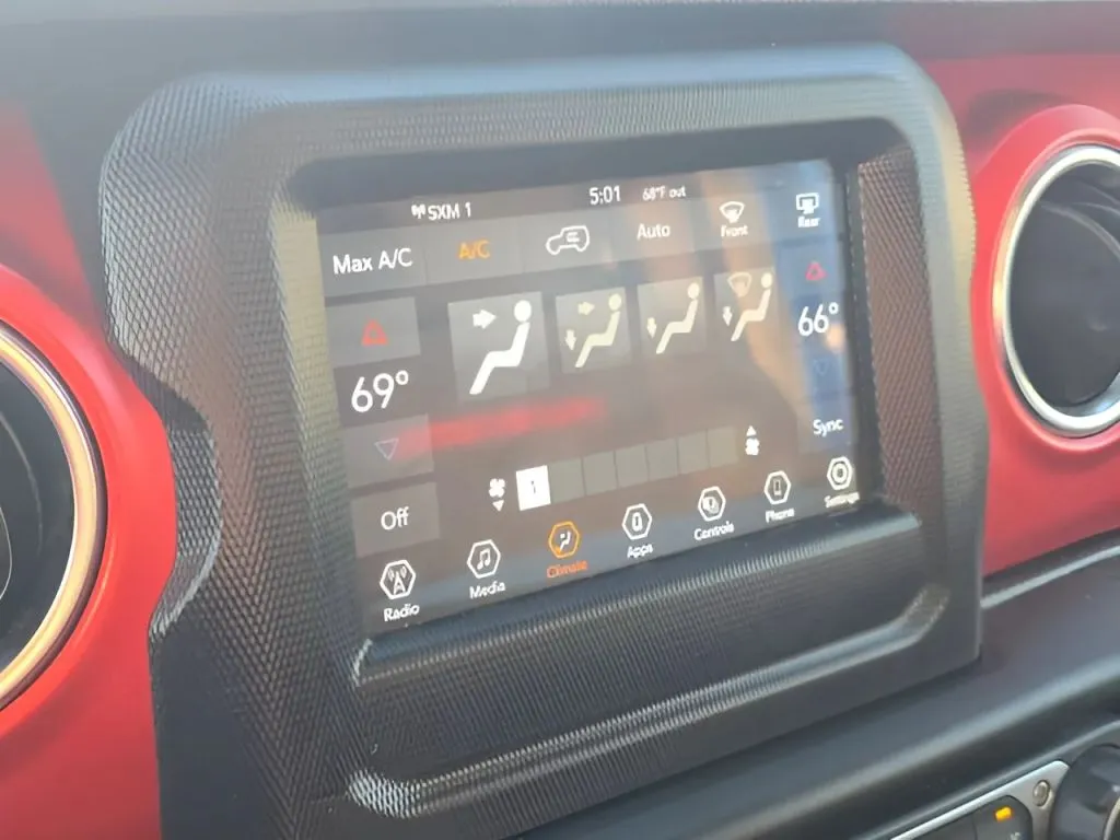 2021 Jeep Wrangler Unlimited thumbnail 10