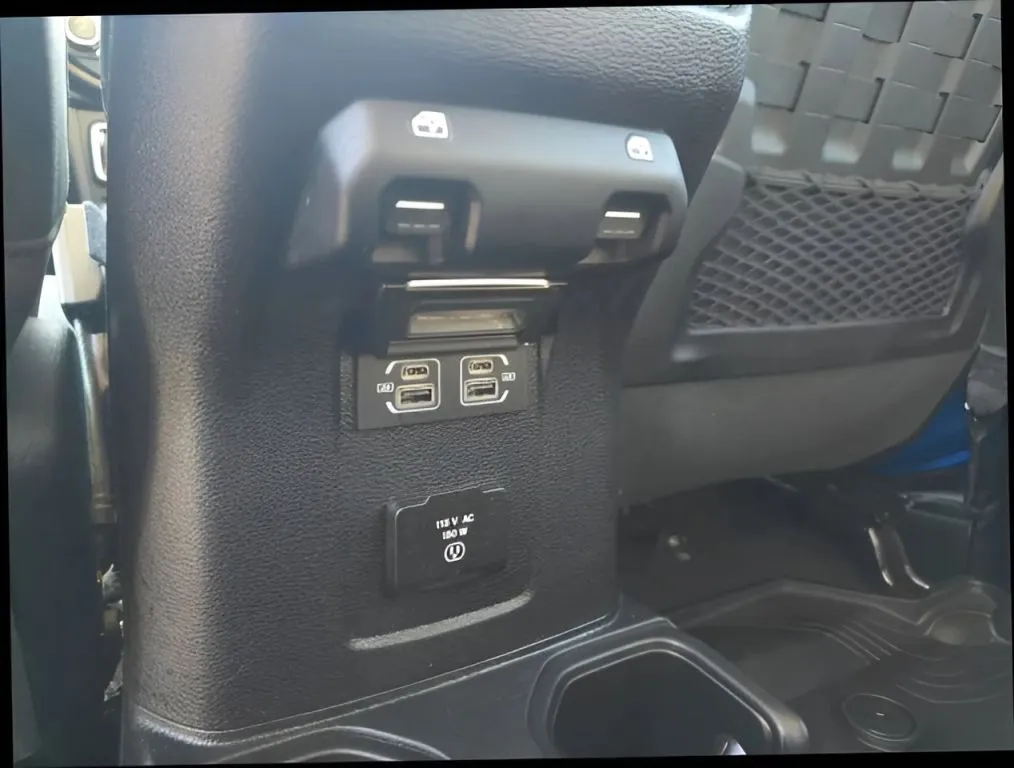 2021 Jeep Wrangler Unlimited thumbnail 6