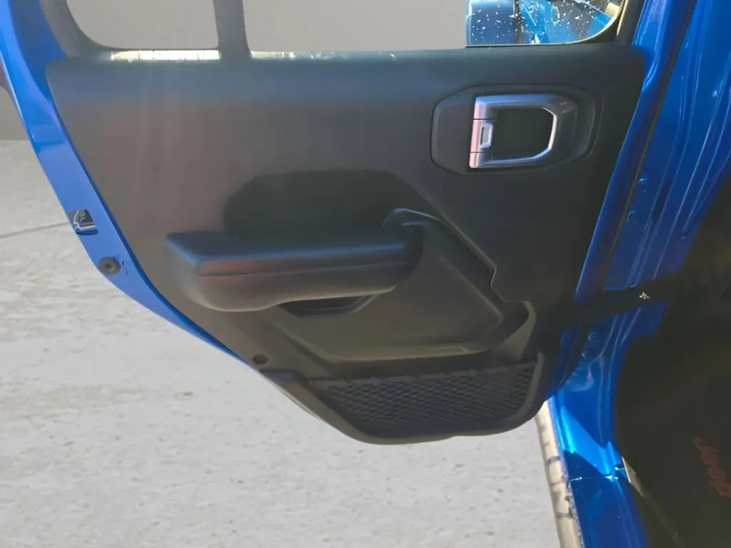 2021 Jeep Wrangler Unlimited thumbnail 14