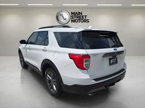 Another view of 2023 Ford Explorer XLT Sport Utility 4D for sale in Portage, IN at Main Street Motors