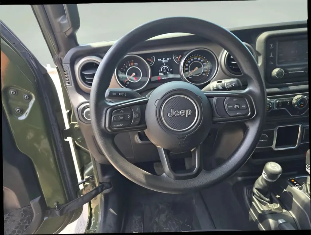 2021 Jeep Wrangler thumbnail 16