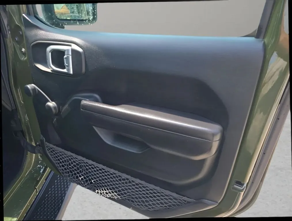 2021 Jeep Wrangler thumbnail 25