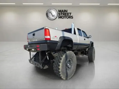 More photos of 2004 Chevrolet Silverado 2500 HD Extended Cab LT Pickup 4D 6 1/2 ft at Main Street Motors, IN