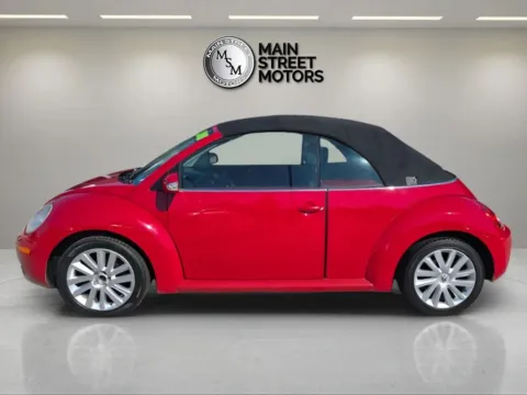 Photos of 2008 Volkswagen New Beetle SE Convertible 2D for sale in Portage, IN at Main Street Motors