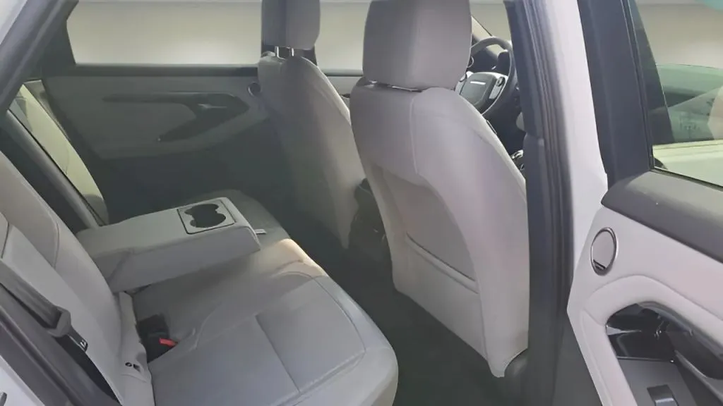 2020 Land Rover Range Rover Evoque thumbnail 31