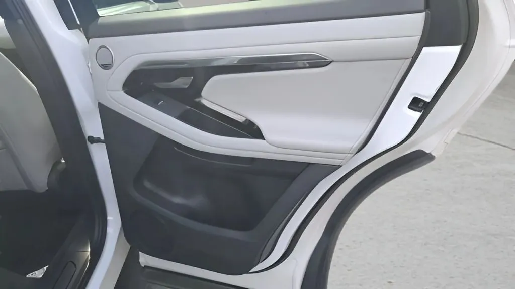 2020 Land Rover Range Rover Evoque thumbnail 20