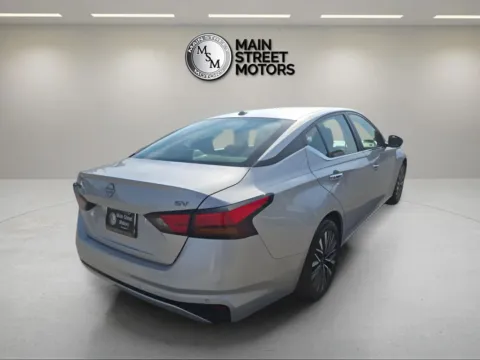 More photos of 2024 Nissan Altima 2.5 SV Sedan 4D at Main Street Motors, IN