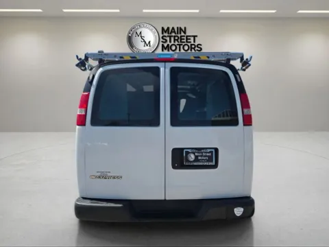 More photos of 2017 Chevrolet Express 2500 Cargo Van 3D at Main Street Motors, IN