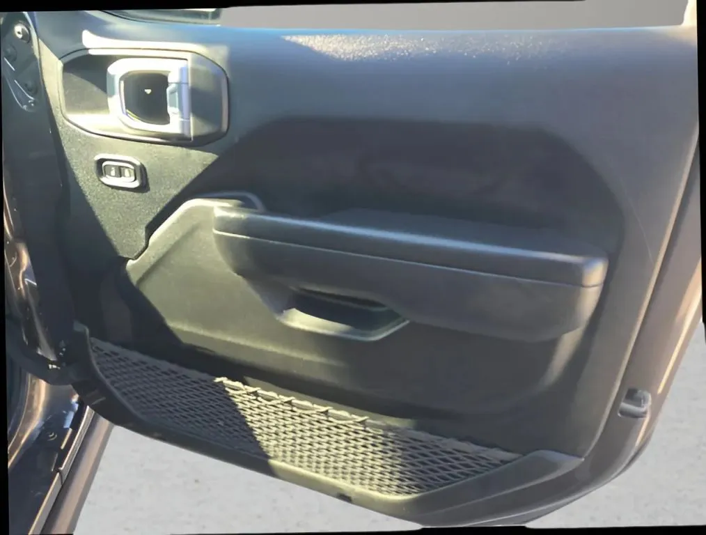 2022 Jeep Wrangler Unlimited 4xe thumbnail 11