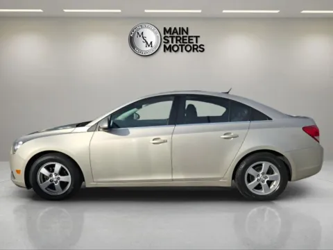 Photos of 2014 Chevrolet Cruze 1LT Sedan 4D for sale in Portage, IN at Main Street Motors