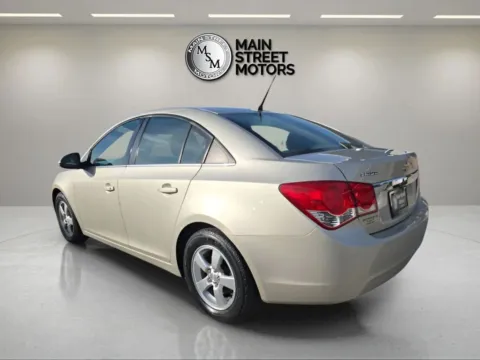 Another view of 2014 Chevrolet Cruze 1LT Sedan 4D for sale in Portage, IN at Main Street Motors