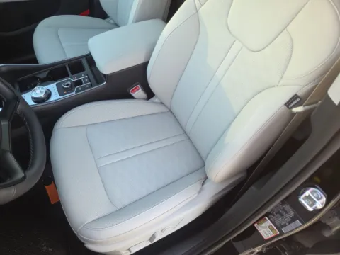 More photos of 2026 Kia Sorento Hybrid EX AWD at Outten Kia, PA