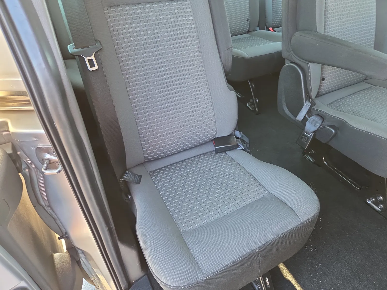 2024 Ford Transit Passenger Van XLT - Photo 19