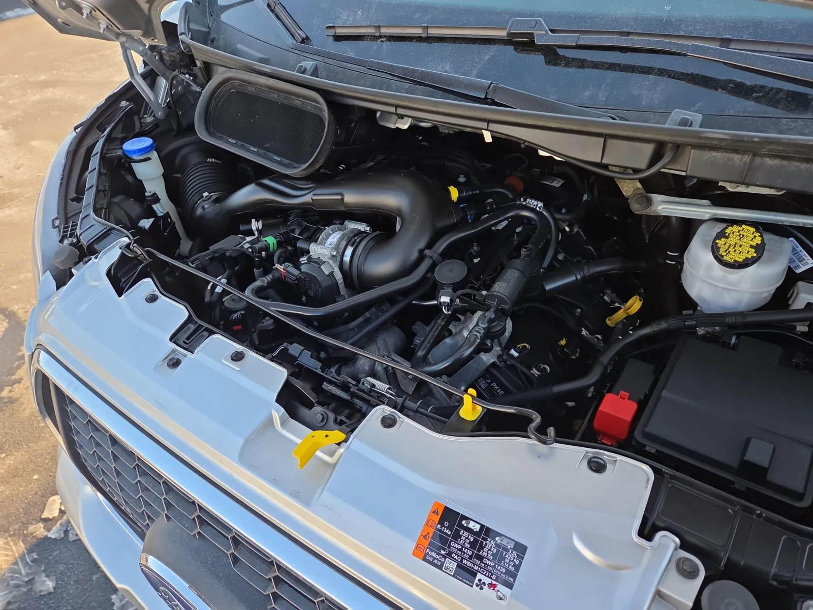 2024 Ford Transit Passenger Van XLT - Photo 26