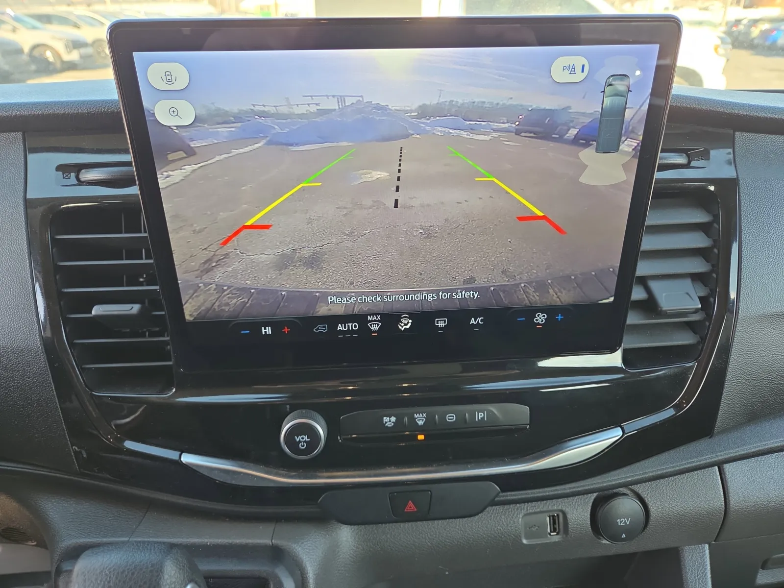 2024 Ford Transit Passenger Van XLT - Photo 24