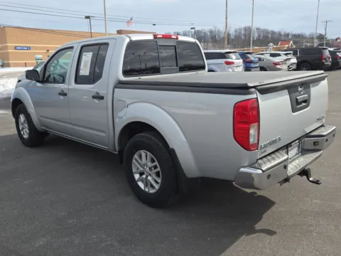More photos of 2014 Nissan Frontier SV at Outten Kia, PA