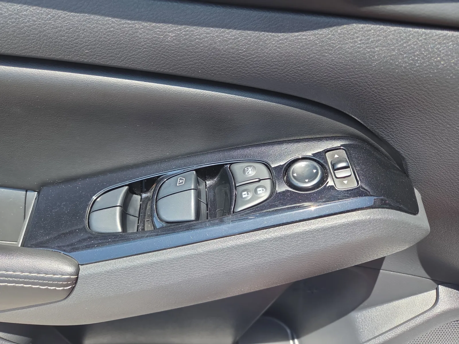 2023 Nissan Altima SV - Photo 31