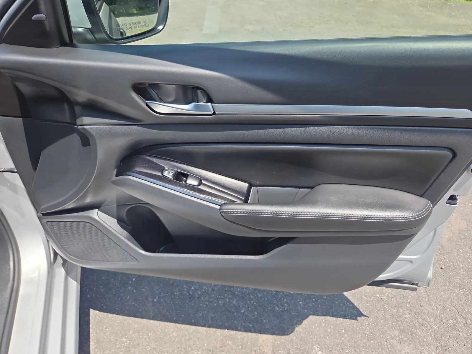 2023 Nissan Altima SV - Photo 17