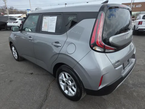 More photos of 2023 Kia Soul LX at Outten Kia, PA