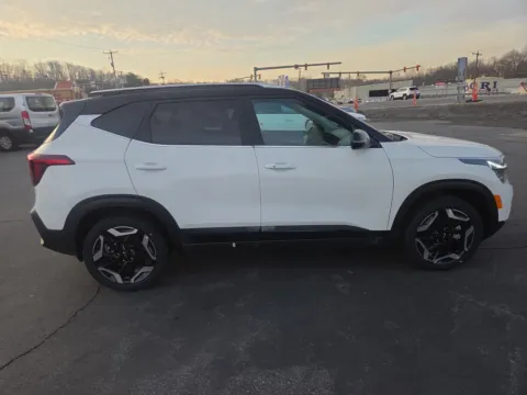 Photos of 2026 Kia Seltos SX AWD for sale in Hamburg, PA at Outten Kia