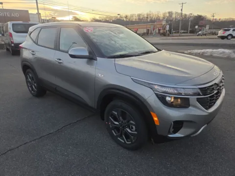 Gray 2026 Kia Seltos LX AWD for sale in Hamburg, PA