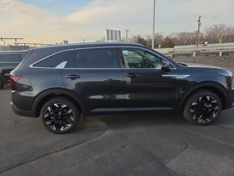 Photos of 2026 Kia Sorento EX AWD for sale in Hamburg, PA at Outten Kia