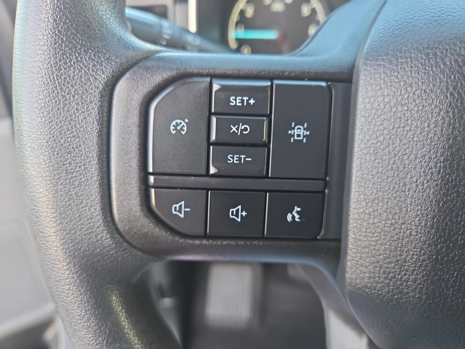 2023 Ford F-150 XLT - Photo 26