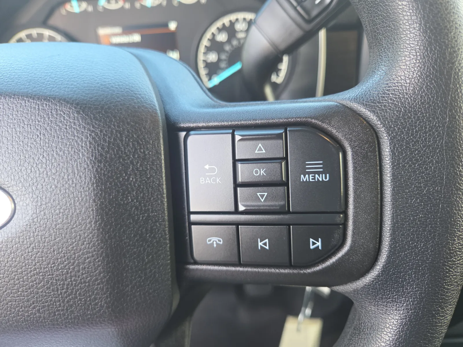 2023 Ford F-150 XLT - Photo 25